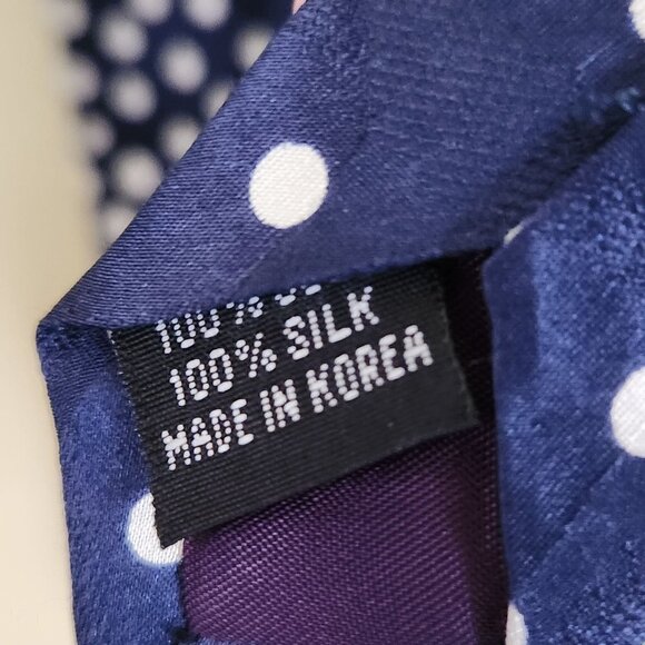 Vintage Atlas Design Disney Mickey Mouse Santa Silk Tie - Picture 5 of 5